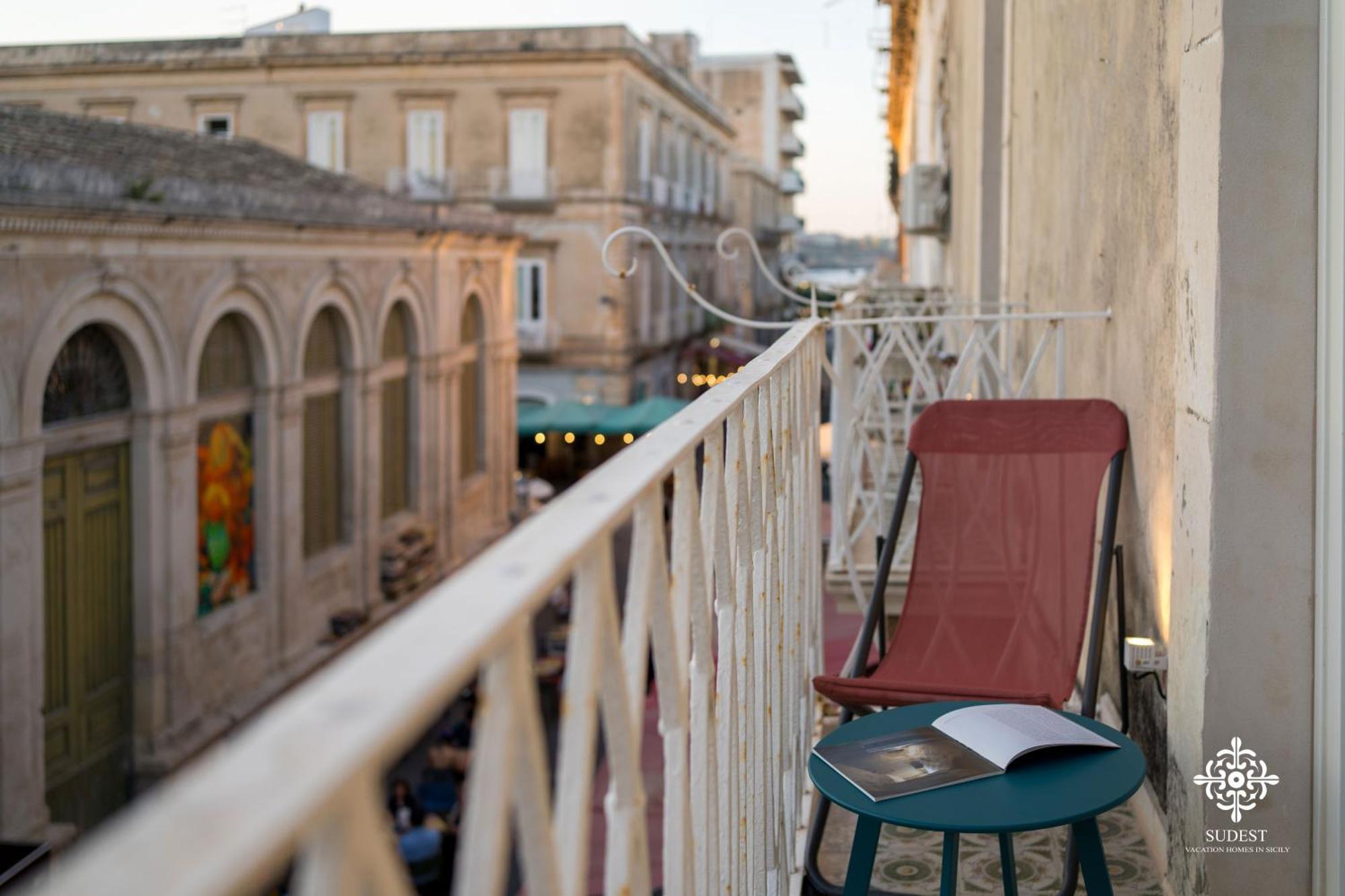 La Terrazza Sull'Antico Mercato Di Ortigia Syrakus Exterior foto
