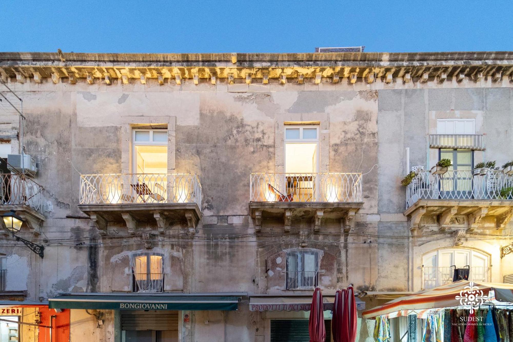 La Terrazza Sull'Antico Mercato Di Ortigia Syrakus Exterior foto